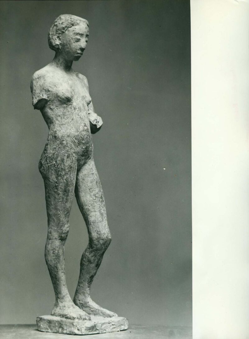 Abbildung 1: „Fotografie von Fritz Cremers Plastik „Römisches Mädchen““ von Autor Unbekannt